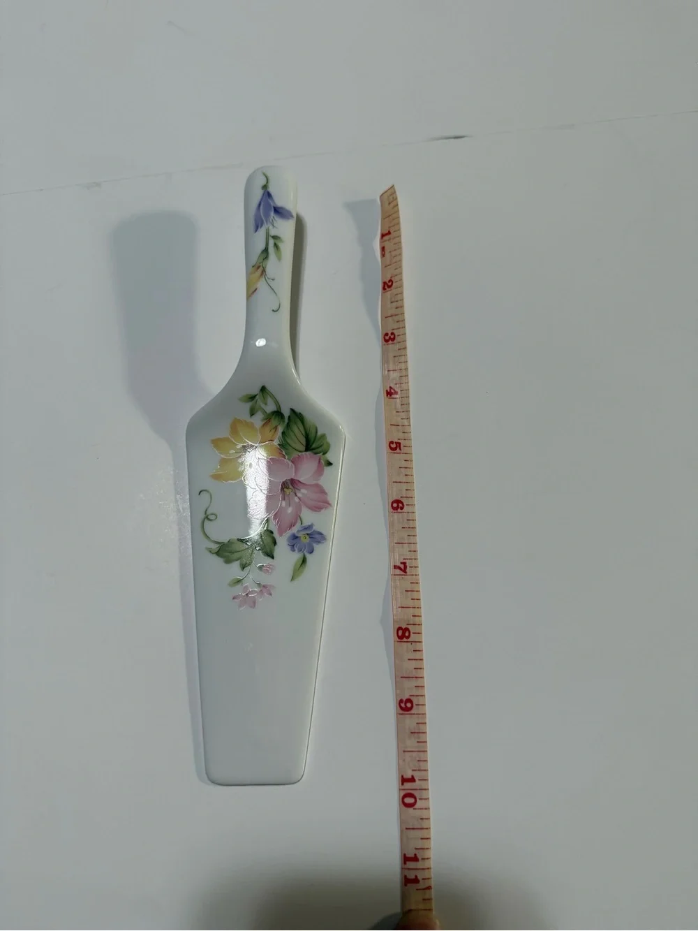 Andrea by Sadek Floral Porcelain Cake Server - White with Pink & Yellow Flowers